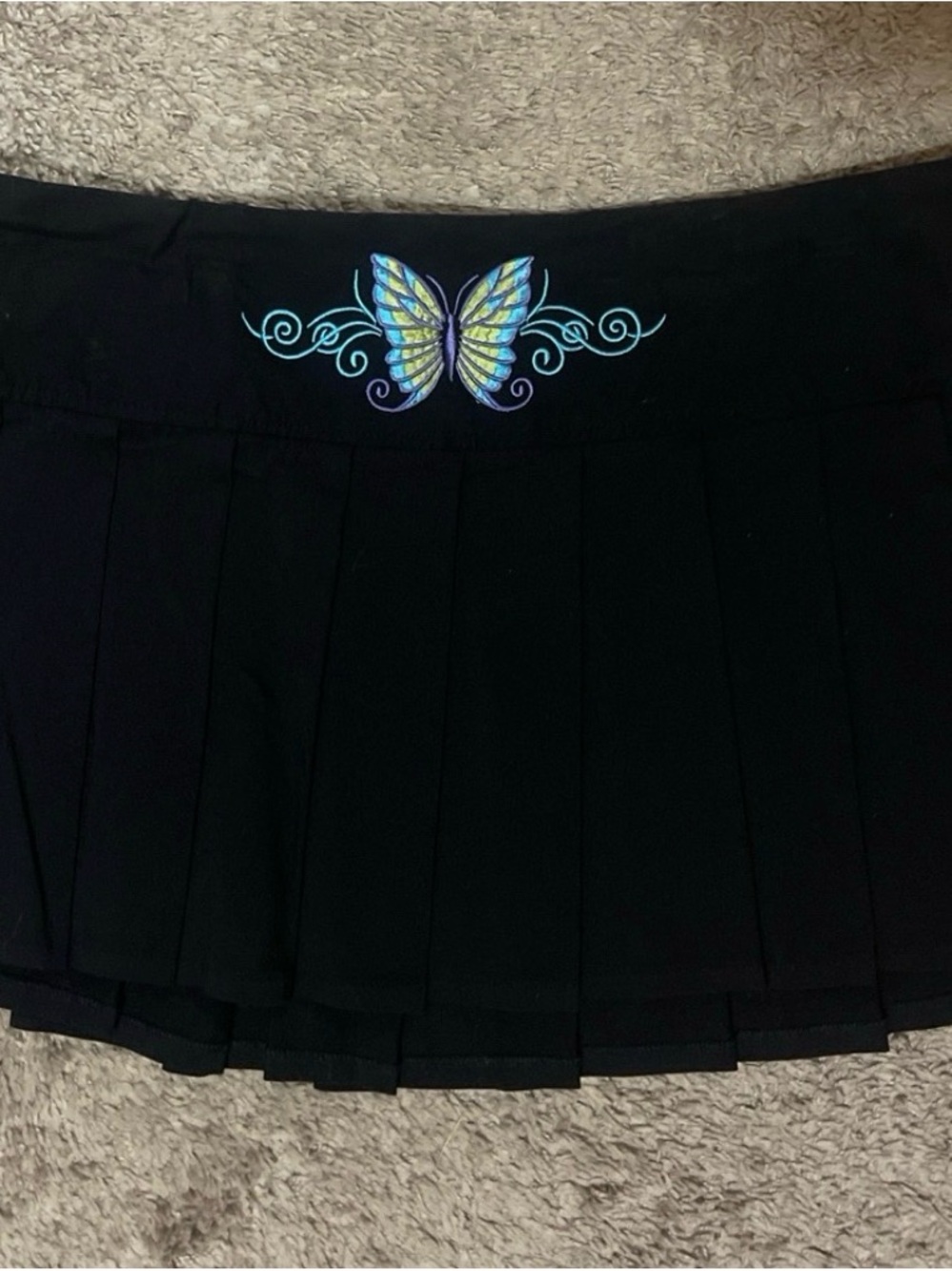 WIND BENEATH MY WINGS PLEATED SKIRT